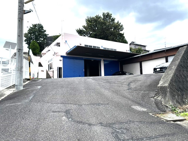 瀬戸市坊金町　売工場兼倉庫